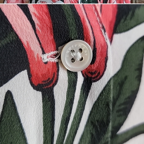 Equipment Adalyn Silk Floral Blouse in Amethyst Fog Cranberry Small - Picture 9 of 9